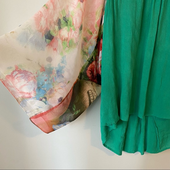 Ellemairco women’s boho bespoke flowy high low green floral crochet blouse - Med - Picture 5 of 13